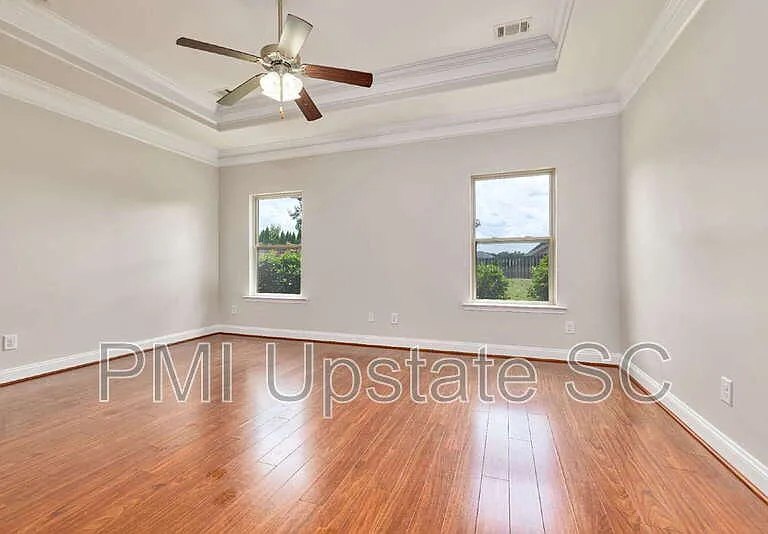 243 Scottish Ave — Photo 13