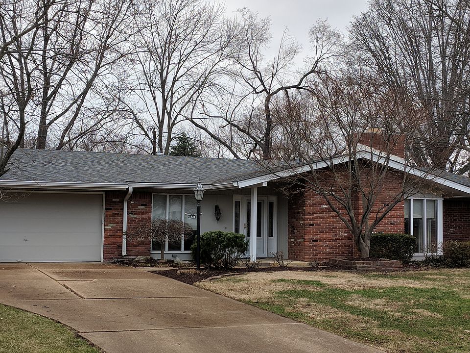 1st image of 1531 Voltaire Dr