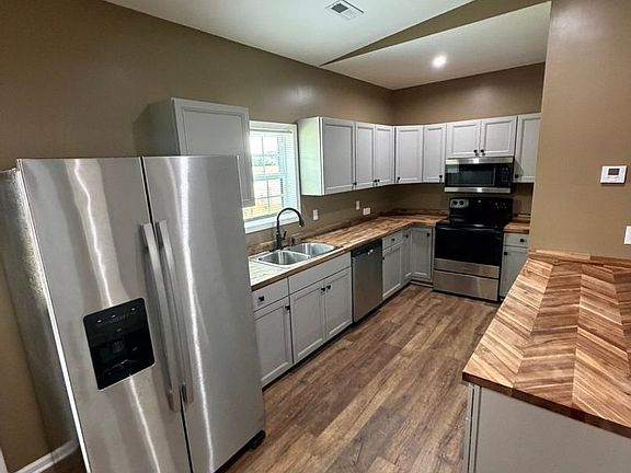 4th image of 516 County Road 329