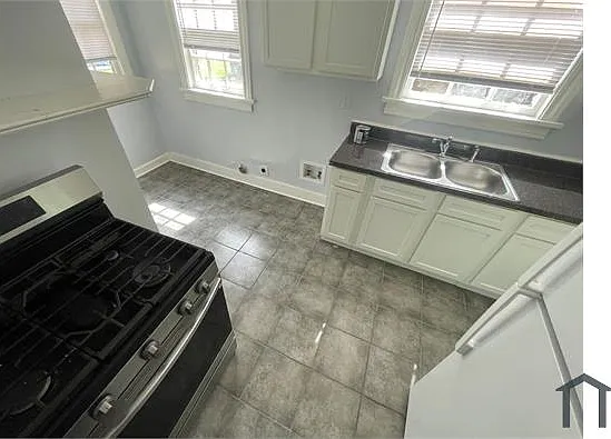 2 bed, 912 sqft, $950 — Photo 2