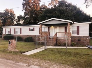 190 Scattered Oaks Rd, Hinesville, GA 31313