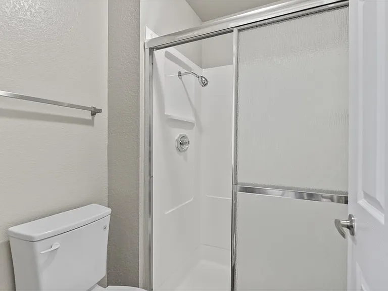 Heather Downs Apartments — Photo 42