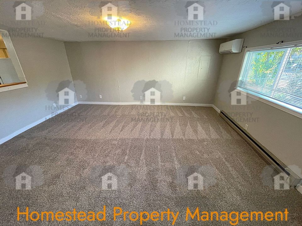 1st image of 1805 Market St NE