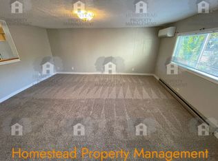 1805 Market St NE, Salem, OR 97301