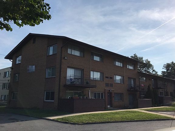 3rd image of 17C Water St APT 19