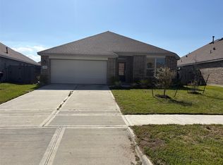 9915 Highland Harvest Dr, Baytown, TX 77521