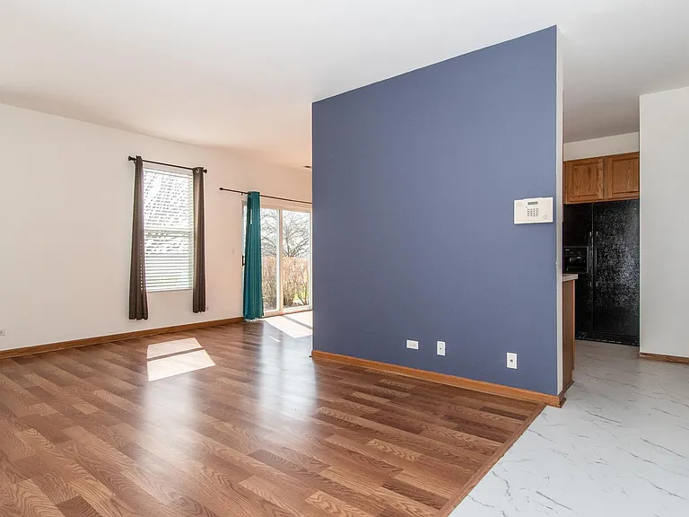 4133 Blackstone Dr — Photo 21