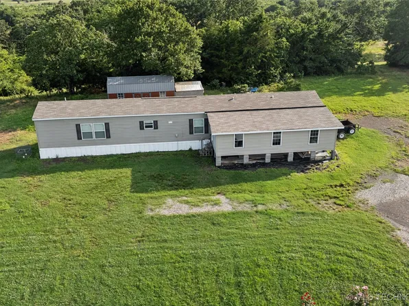 27291 370th Ave, McCurtain, OK 74944