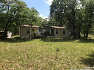 235 County Road 316, Floresville, TX 78114