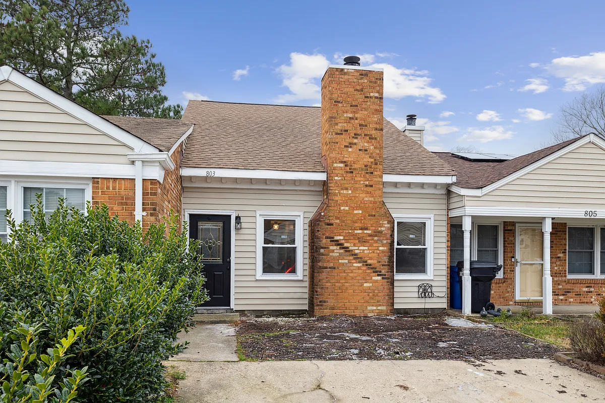 Building Photo - 803 Chalk Ct