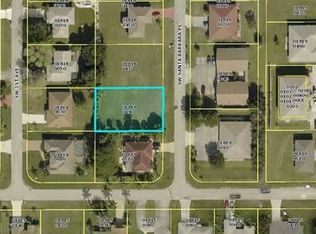 3748 SW Santa Barbara Pl, Cape Coral, FL 33914