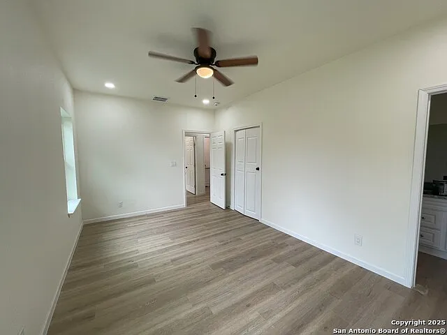 610 Pecan Valley — Photo 7