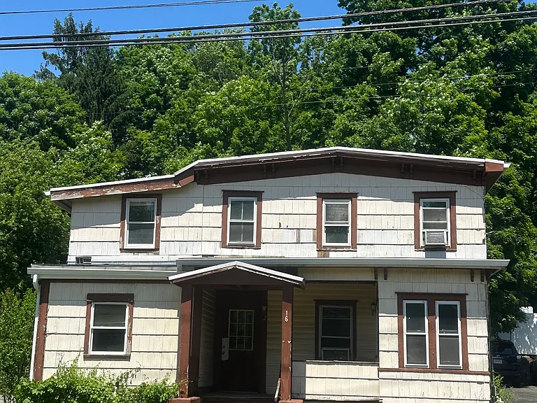 16 N Main St #2 — Photo 1