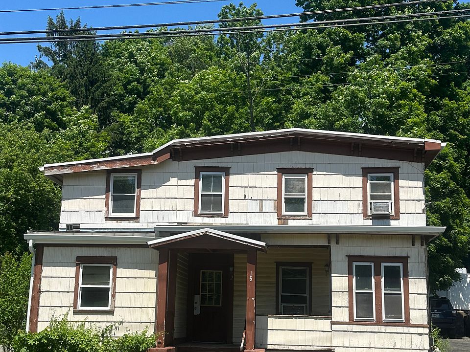 1st image of 16 N Main St Unit 2