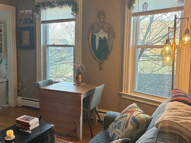 192 Foster St #3B — Photo 9
