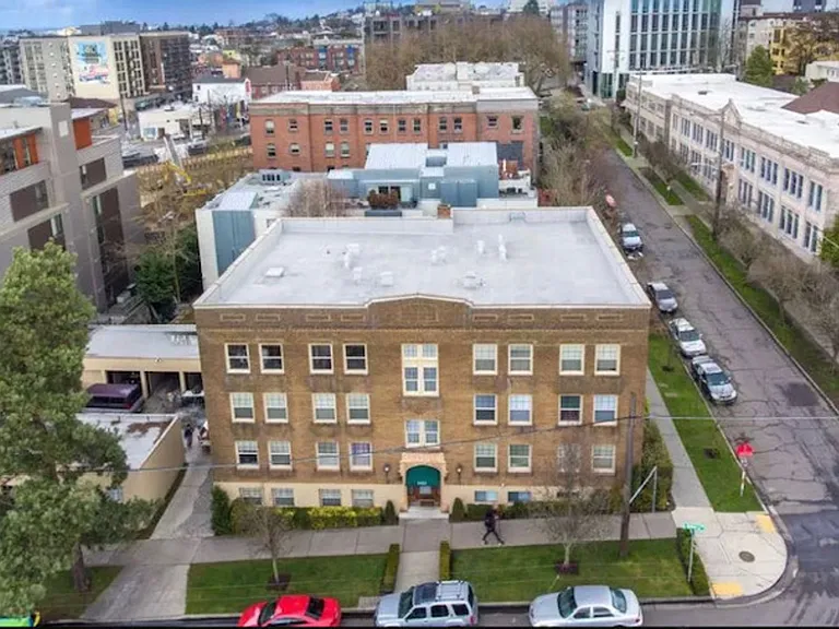 Arville Apartments — Photo 6