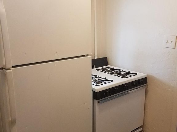 5th image of 5509 W Mississippi Ave APT 1