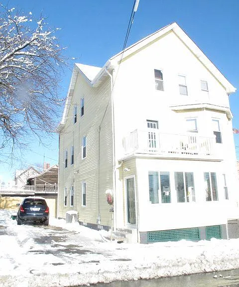 78 E Transit St #2 — Photo 8
