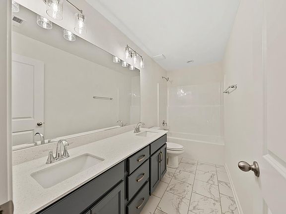 5th image of 3055 Wymond Dr