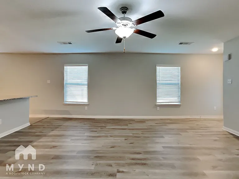 8431 Liberty Sky Rd — Photo 8