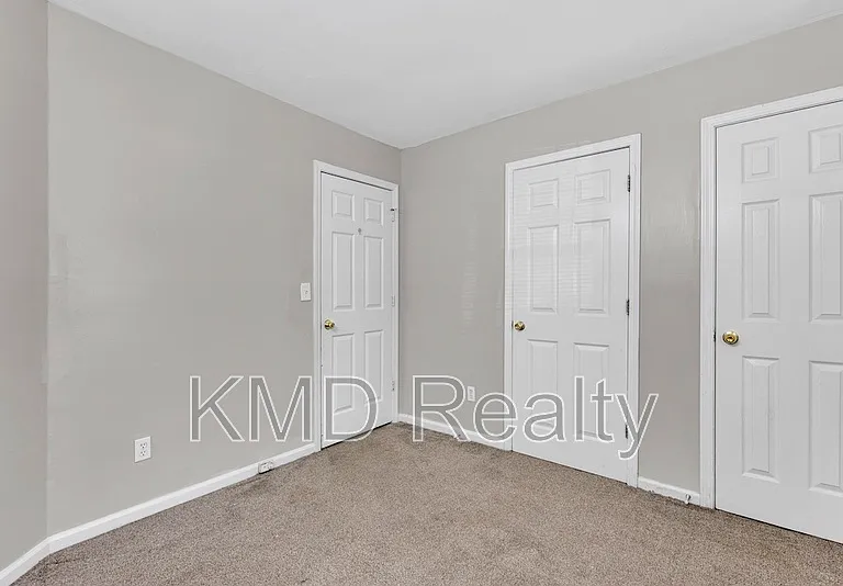 1638 Arlyn Cir #A — Photo 6