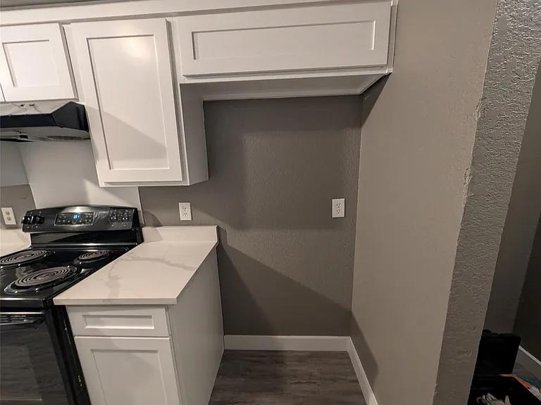 6709 Ridgecrest Ct — Photo 8