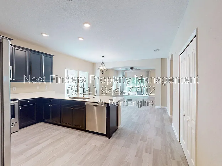 9084 Westwick Ln — Photo 6