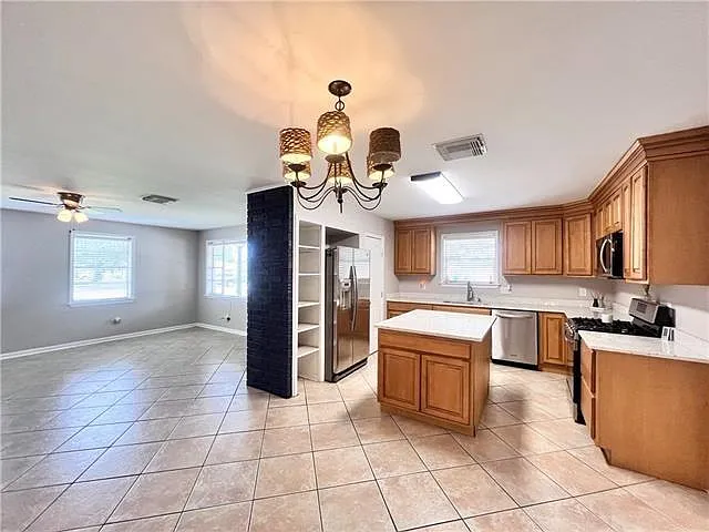 2 bed, 2.0 bath, 1262 sqft, $1,895 — Photo 4