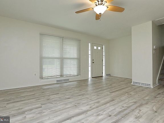 2nd image of 300 Arlington Dr