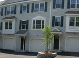 22 Ymca Dr UNIT 7, Lowell, MA 01852