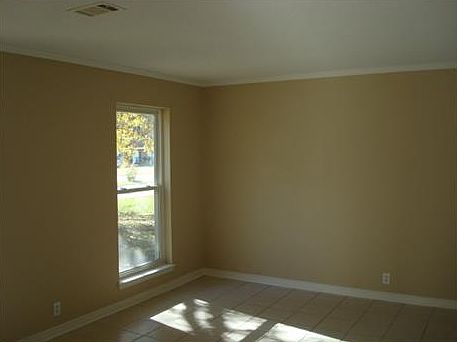 3rd image of 1500 E Village Pkwy