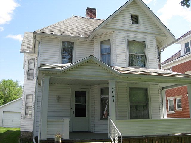 1st image of 260 S Vine St