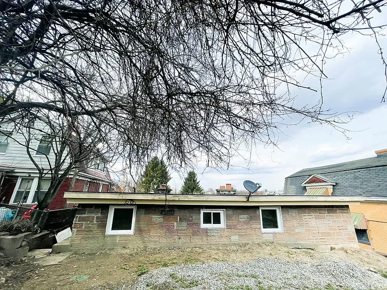 418 Parkwood Rd — Photo 20