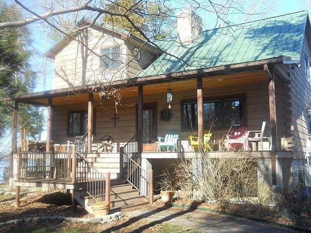 1st image of 136 W Pettie Shore Dr