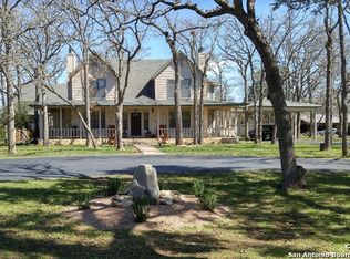123 Sharon Dr, Boerne, TX 78006