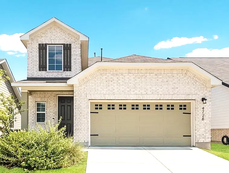 4 bed, 2418 sqft, $2,550 — Photo 1