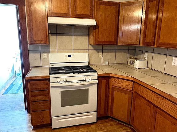 5th image of 28175 Pleasant Ridge Rd