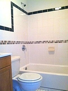 4th image of 273 23rd St APT 2R