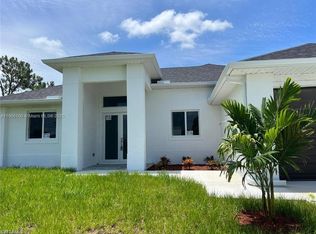 1716 Grant Ave, Lehigh Acres, FL 33972