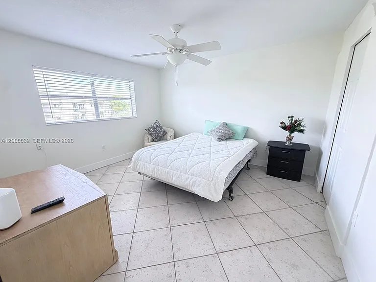 8305 Sunrise Lakes Blvd #310 — Photo 9