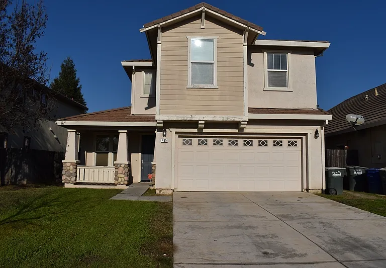 455 Beckman Way — Photo 1