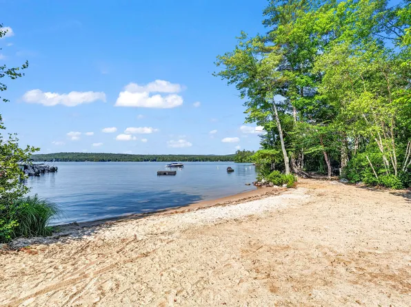18 Lisa Lane, Naples, ME 04055