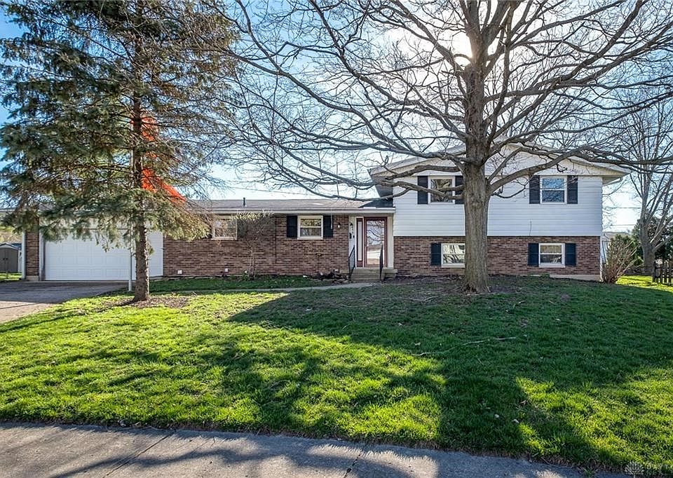 1st image of 646 Ramblewood Pl