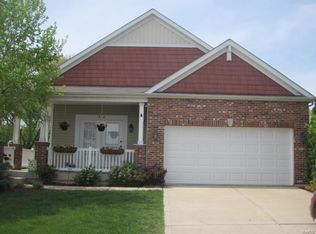 212 Fox Creek Dr, Wentzville, MO 63385