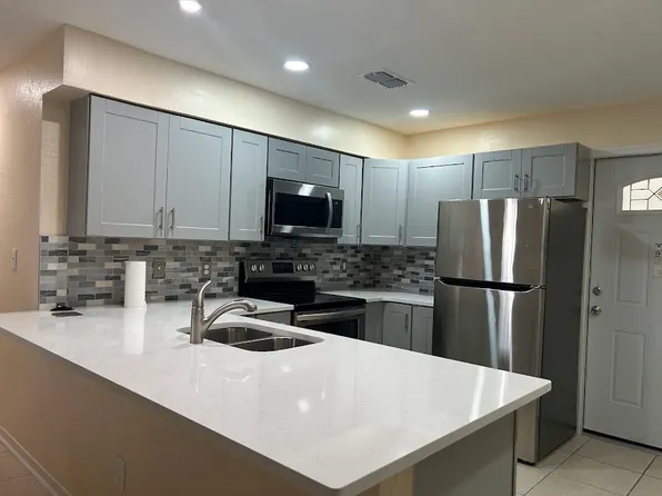 111 Landmark St #A, Deltona, FL 32725