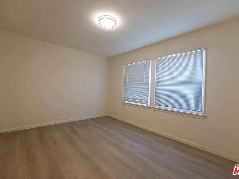 1940 S Robertson Blvd #1 — Photo 21