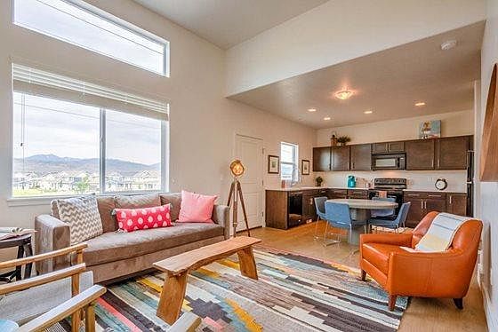 4th image of 15238 S Old Port Way #212