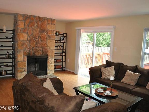 3rd image of 5835 Lewis Ln