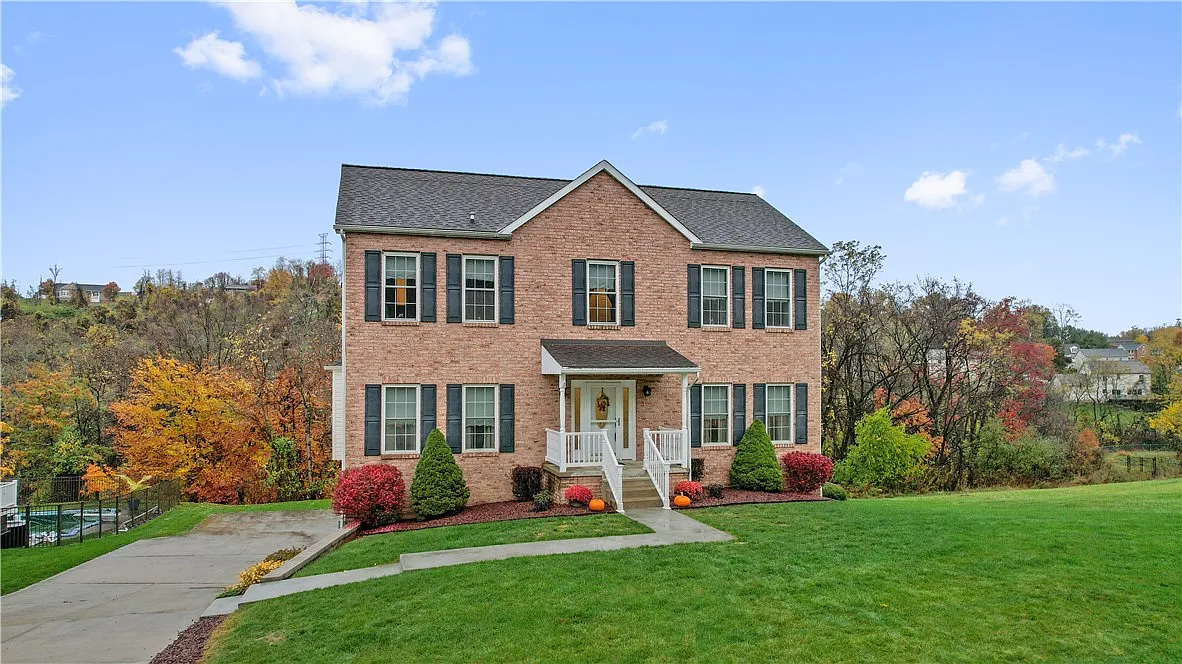 132 Morningstar Dr photo 1
