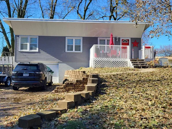 604 S Park St, Creston, IA 50801